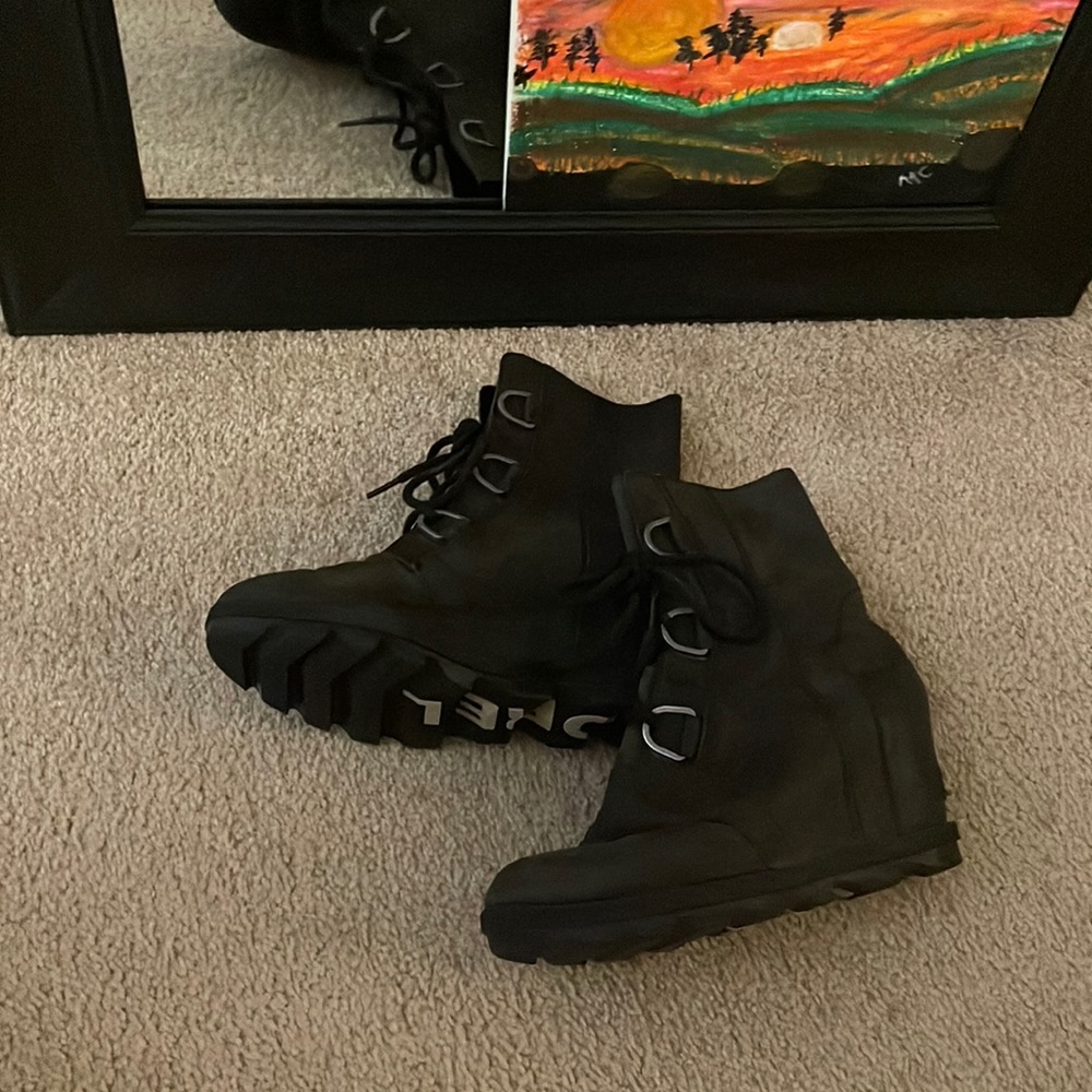 Sorel boots sz 8.5